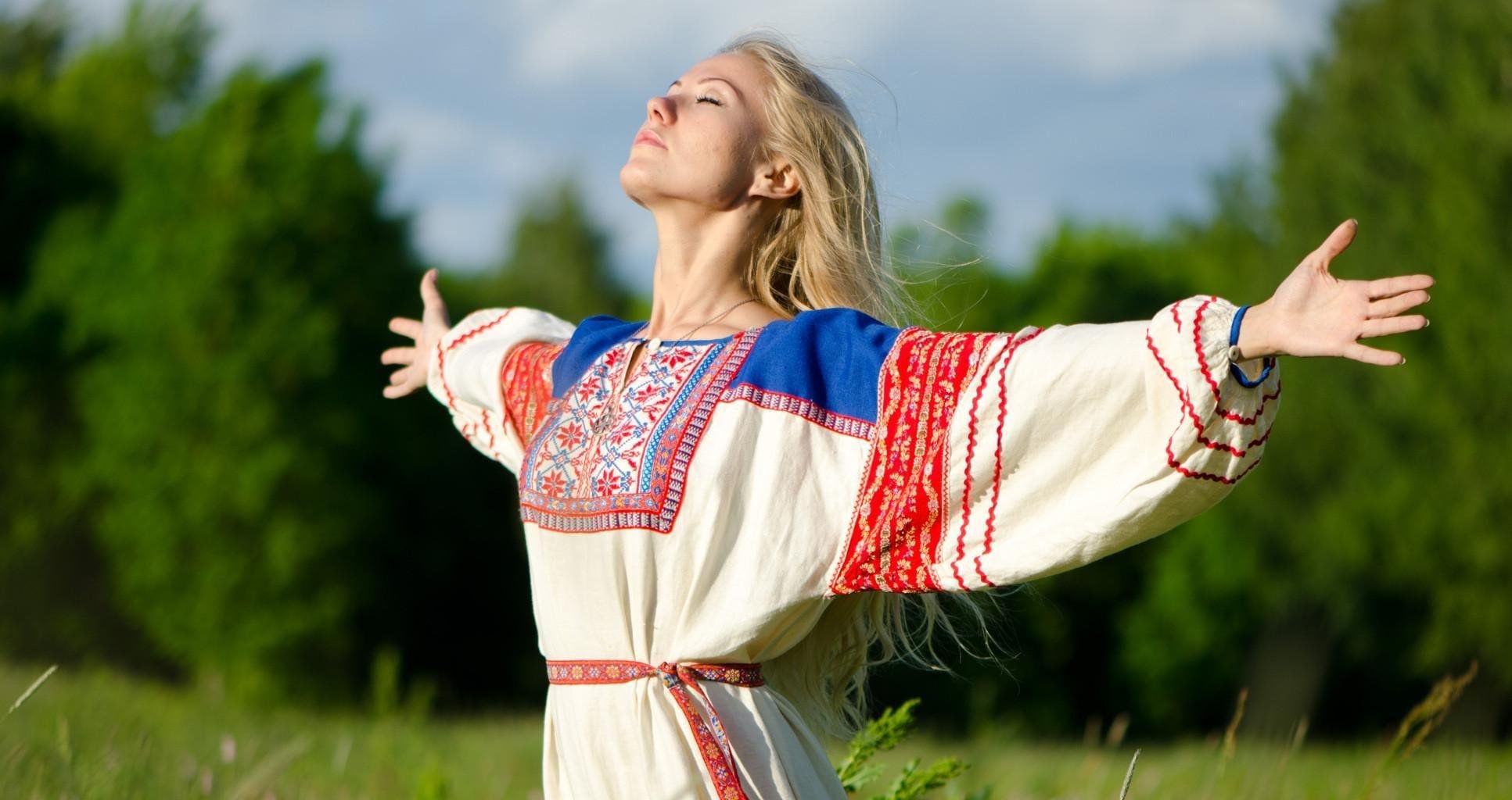 Take a pause and enjoy Slavic women — streaming from Victoria de Durango