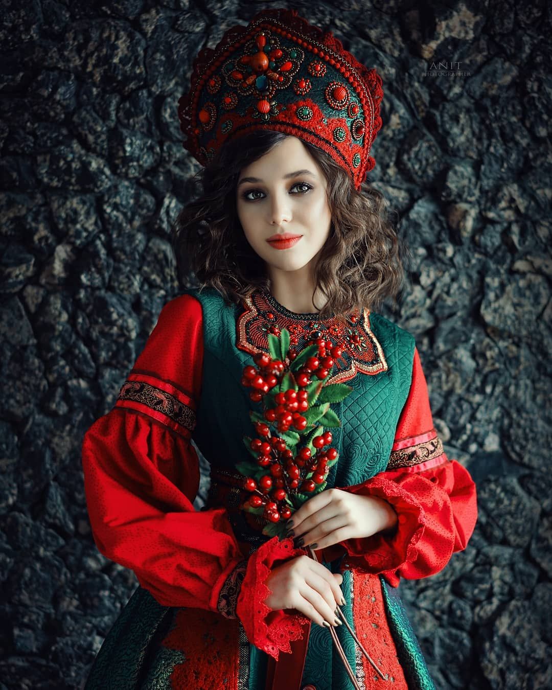 Nude girl Women in Slavic costumes in Victoria de Durango