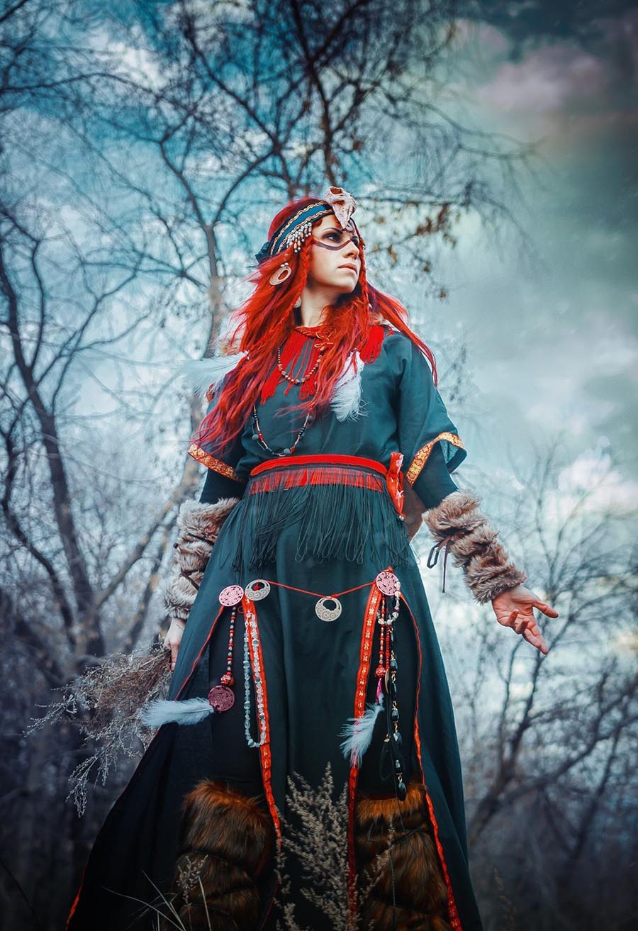 Take a pause and enjoy Girls in Slavic costumes — streaming from Victoria de Durango